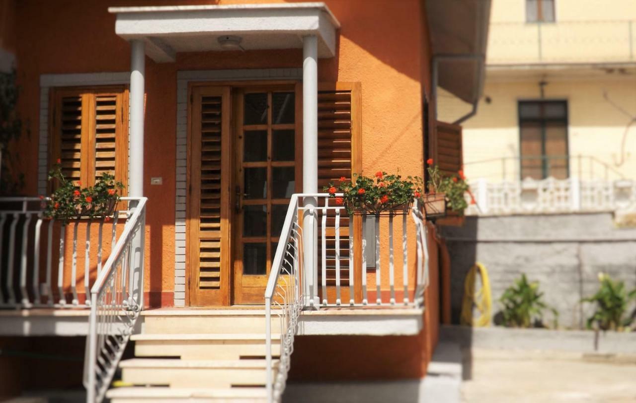 Domus Tua Bed & Breakfast Pietrelcina Luaran gambar